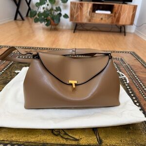 Toteme T-Lock Leather Clutch